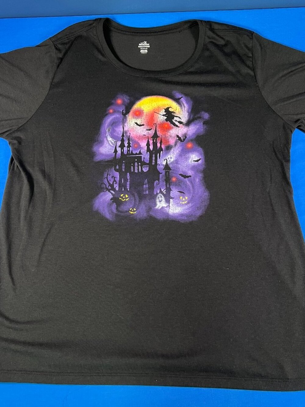 Way To Celebrate! Women’s Spooky Halloween Haunted House Graphic T-Shirt Size XL